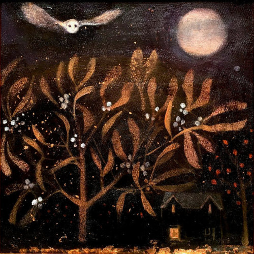 pagewoman - The Mistletoe Moon ~ Catherine Hyde