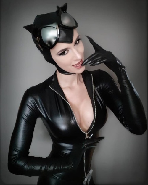 cosplay-galaxy - Catwoman by Katy DeCobray