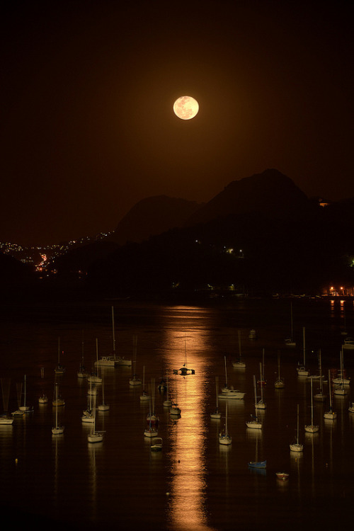 celestiol:Harbour  (Rio de Janeiro, Brazil) | by Alan Seabra