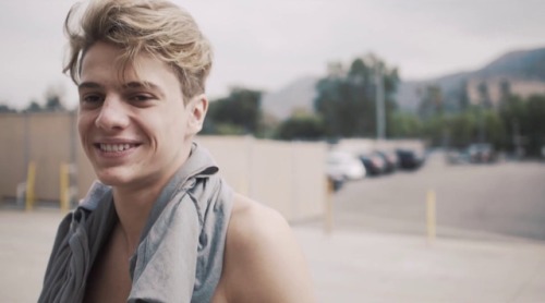 that-jace-dude - Jace Norman in his latest YouTube video...