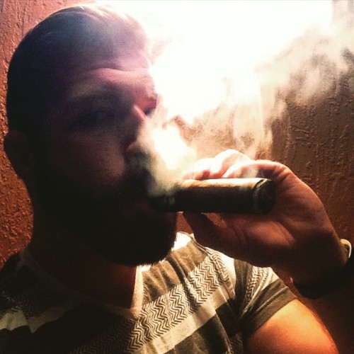 cigarjon - Mmmm hot smoker.