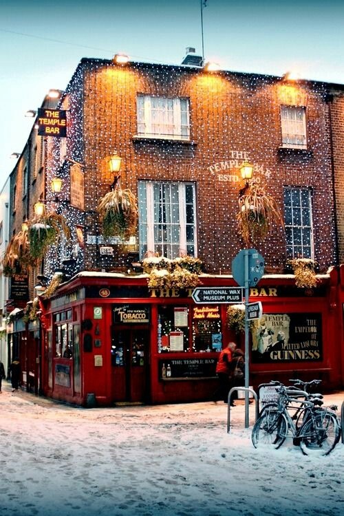 cageofstars:Temple Bar, Dublin, Ireland