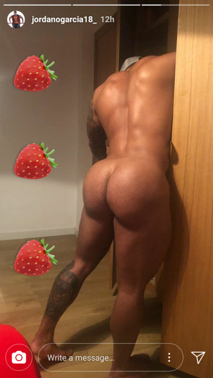asses4me - phatrabbitkiller - just wow. that’s all Fuck