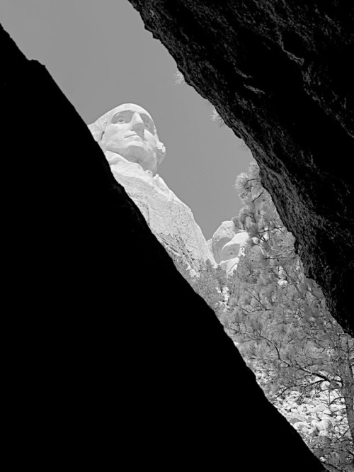 periscope-9 - History in stone.Mount Rushmore, 2018By...