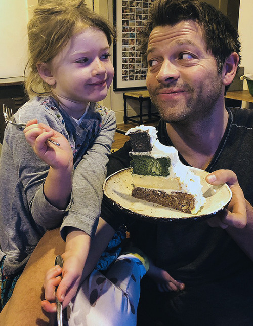yourfavoritedirector - @mishacollins We made a cake for my wife’s...