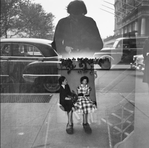 the-night-picture-collector:Vivian Maier, Self Portrait
