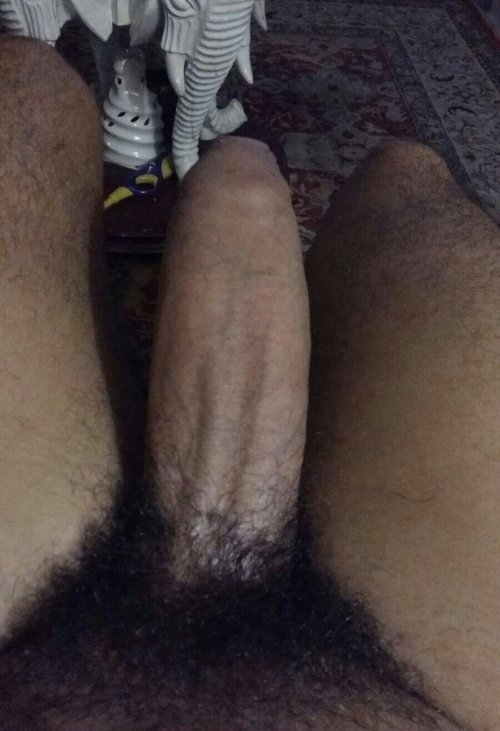 stratisxx - That’s one thick uncut greek cock. The average rectum...