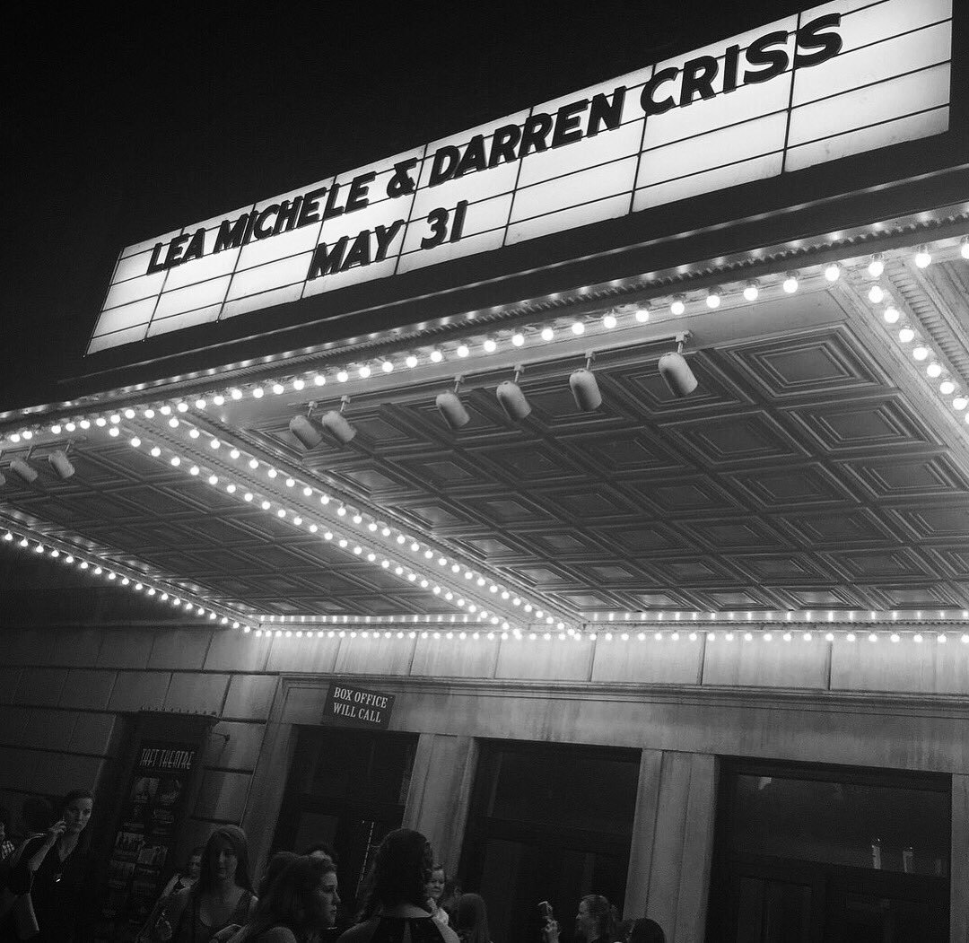 darrencriss - Darren's Concerts and Other Musical Performancs for 2018 - Page 3 Tumblr_p9nkt9FEwZ1wpi2k2o2_1280