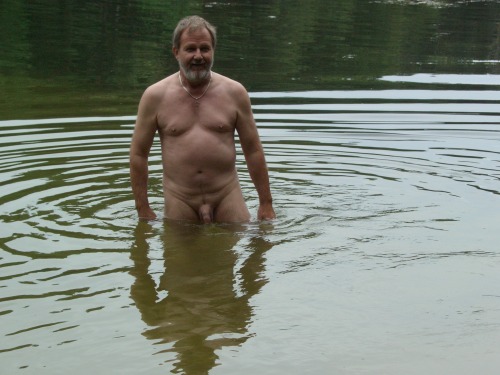 malenudists - Nudist MenMore nudists and naturists - ...