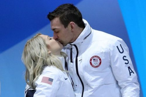 These married figure skaters are bringing the Valentine’s love...