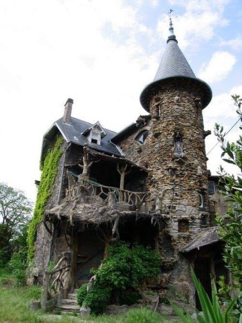 lady-feral - imforeverjustyours - I would love to live in any one of these.