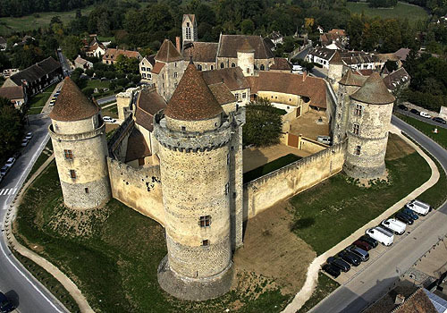castlesandmanorhouses:Château de Blandy-les-Tours,...