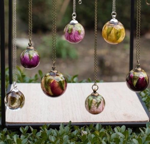 sosuperawesome - Rosebud Jewelry by Resity on EtsySee more real...