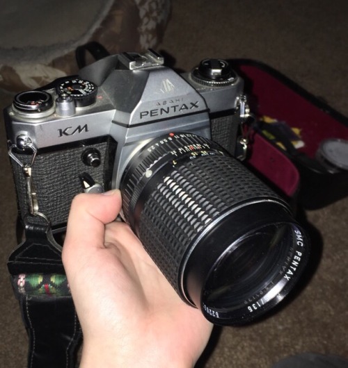 zephsphotothings - My grandad gave me his old film camera!