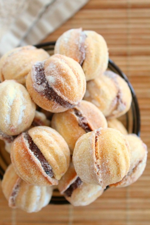 guardians-of-the-food - These walnut shaped cookies are a chic,...