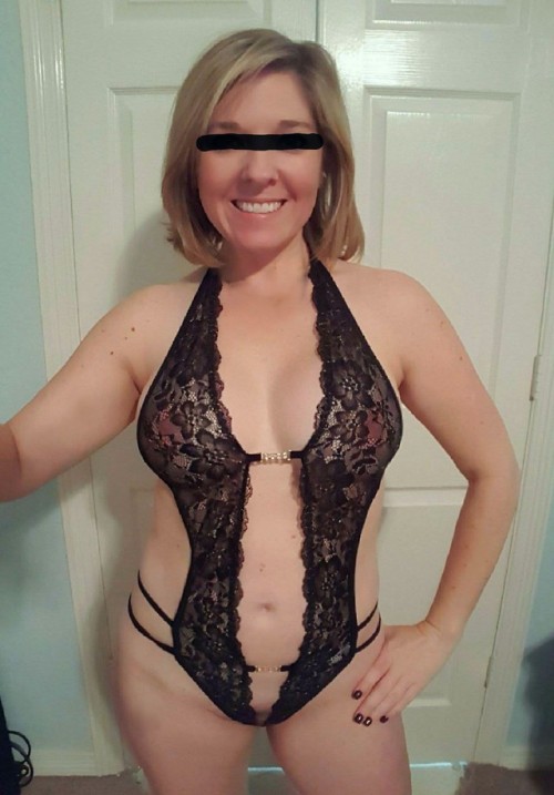 sexywifehappylife - Texas wives do it better, and the way...