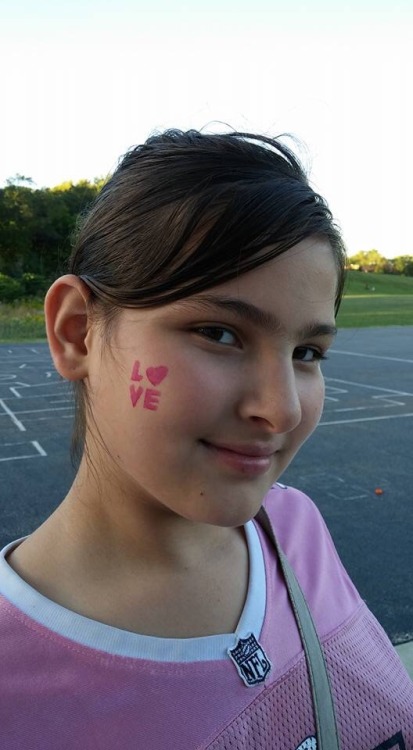 Name: AnnaGender: Female (She/Her)Age: 13 (14 in...