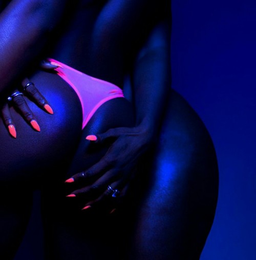 freakoftheday2011 - FOTD an appreciation blog of melanin infused...