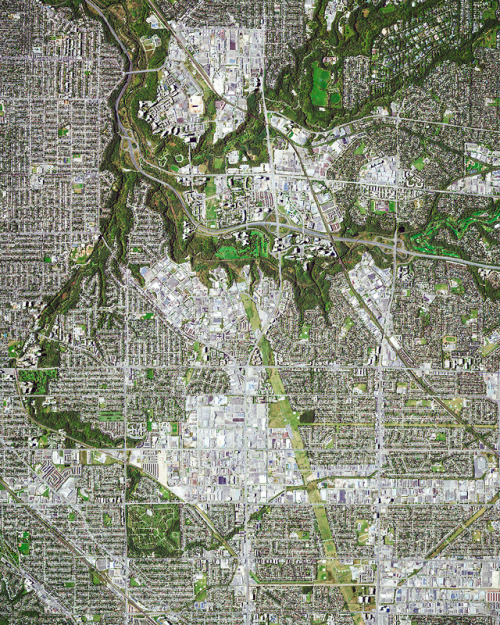dailyoverview - Toronto is the most populous city in Canada,...