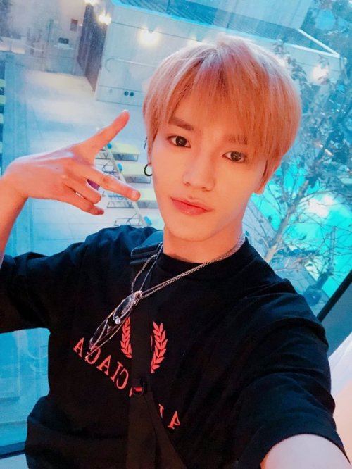 nctinfo - NCTsmtown_127 - (this is) LA everyone ~~~ !!!...