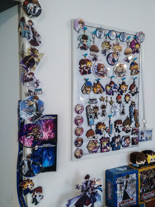 hiramiyugioh - Done with rearranging all the keychains and badges...