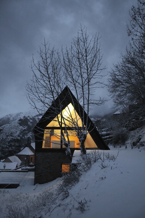 georgianadesign - House in the Spanish Pyrenees. Architects...