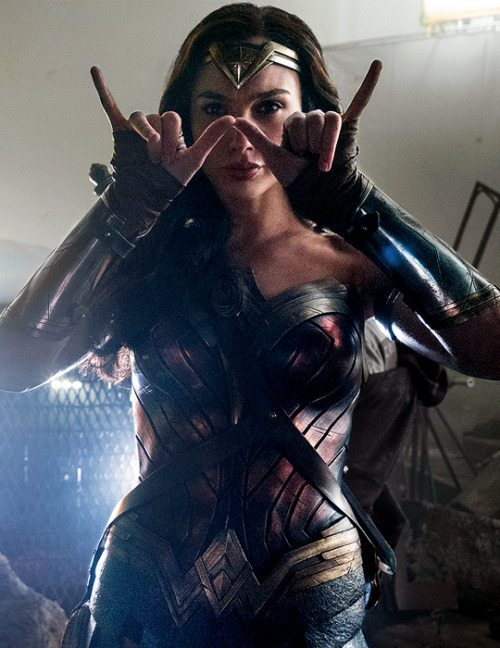 Gal Gadot behind the scenes of “Justice League”