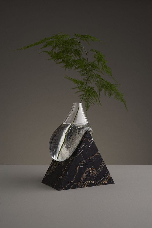 talkingtrashcan:taktophoto:Misshapen Glass Vases by Studio...