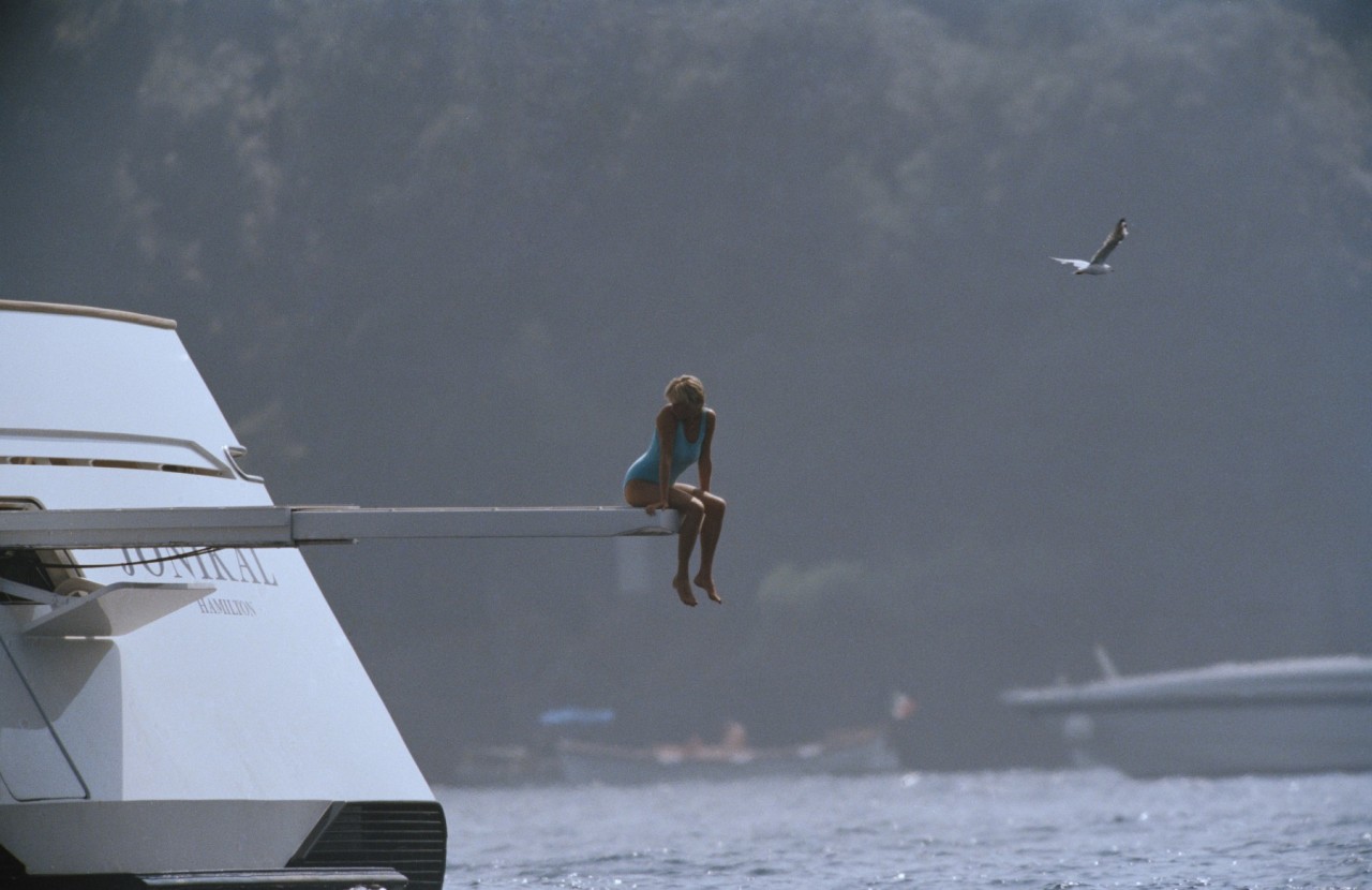 dianaspot:
“Iconic image of Princess Diana on a yacht in Portofino, Italy, in August 1997.
”