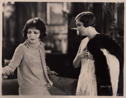 Clara Bow - Dancing Mothers (1926)
