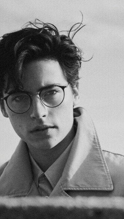 fangirlssss - Cole sprouse