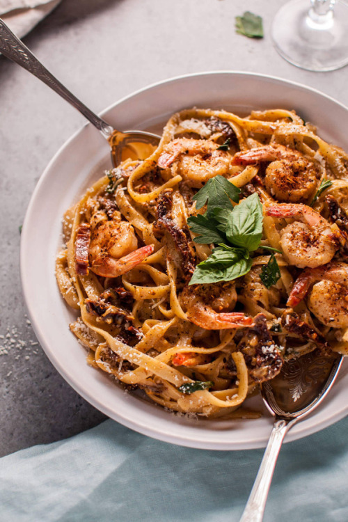 daily-deliciousness - Creamy cajun shrimp pasta