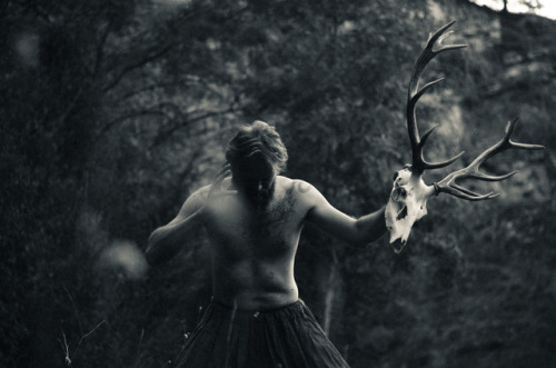 wingsofhuginn:Of Man and BeastPhotos © Lily Moriarty -...