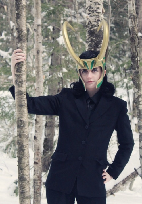 thefilthymemelord:First batch of photos from my Loki cosplay...