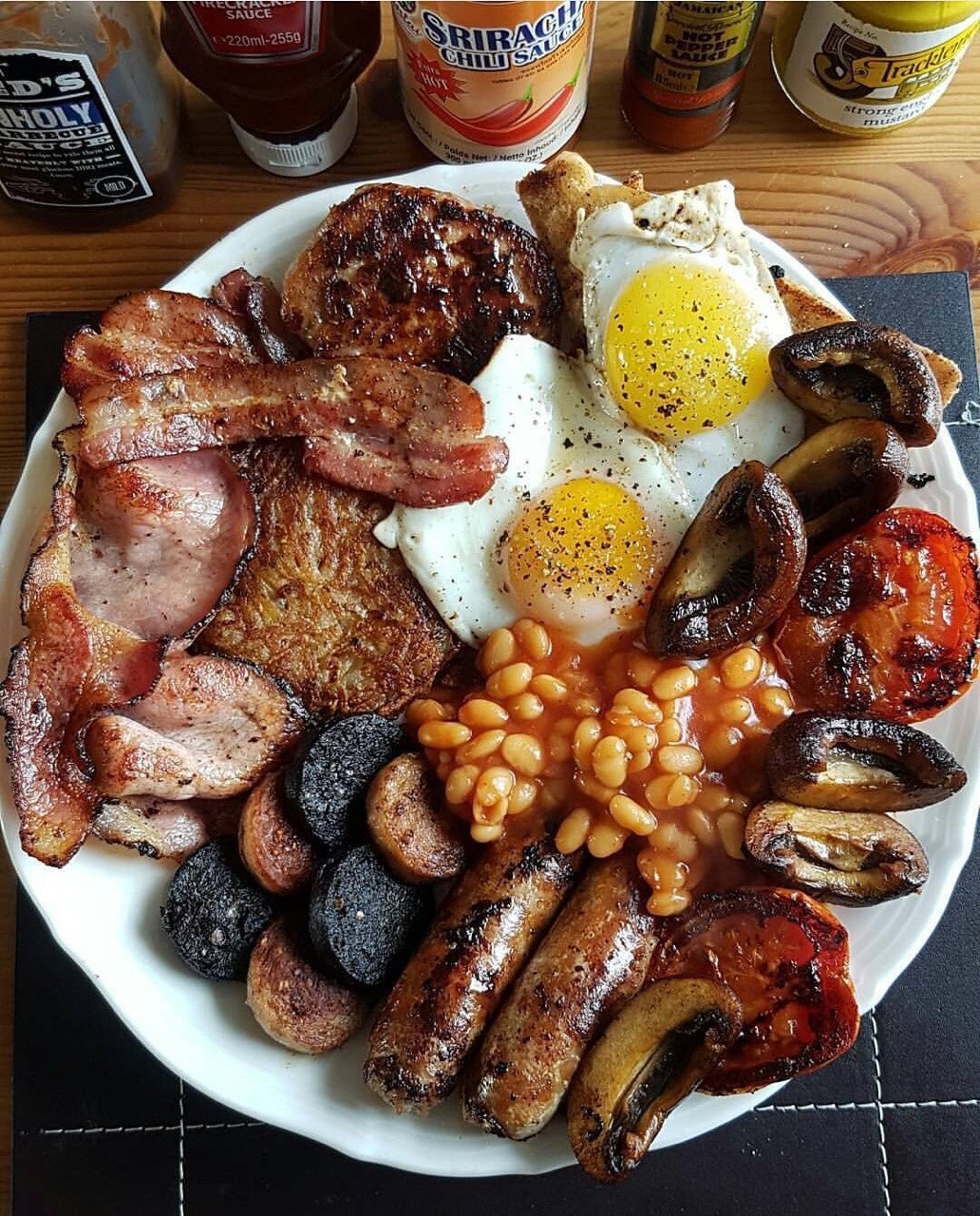 Наверное британский завтрак