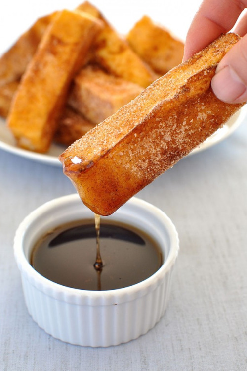 verticalfood:Cinnamon French Toast Sticks
