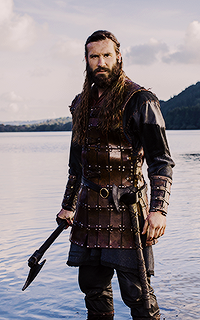 Clive Standen Tumblr_o5jmweptMM1tyhl08o4_250