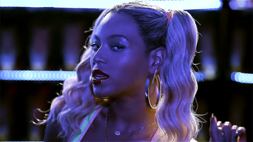 gaycholita:Beyoncé - Blow (2014)