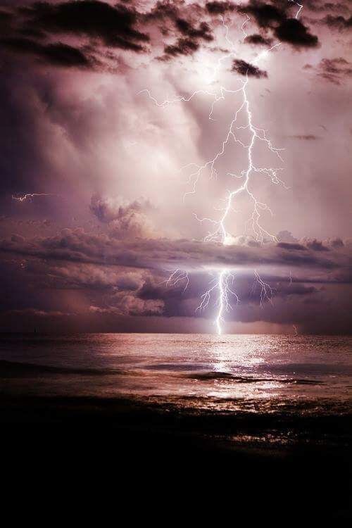 lightning | Tumblr