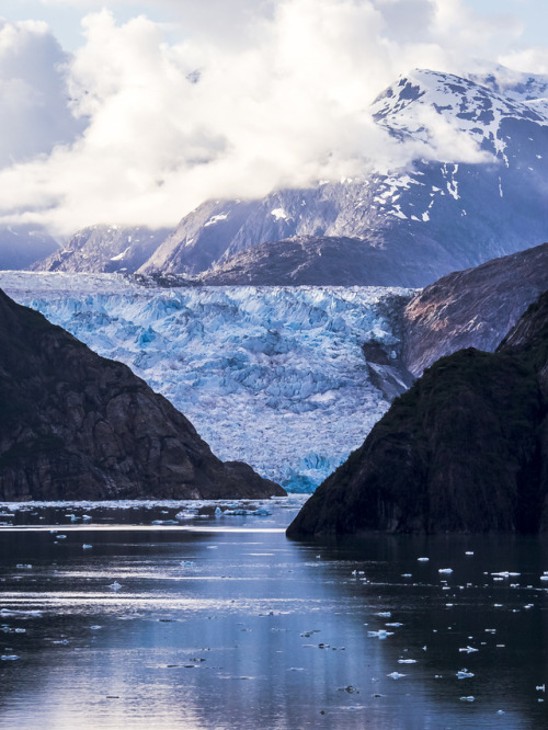 breathtakingdestinations:Sawyer Glacier - Alaska - USA (by Ian...