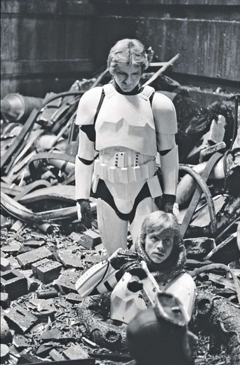 theorganasolo - Harrison Ford and Mark Hamill filming Star Wars