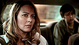 Amy Acker dans The Gifted Tumblr_oxbkocj4U91unsbsso6_r1_400