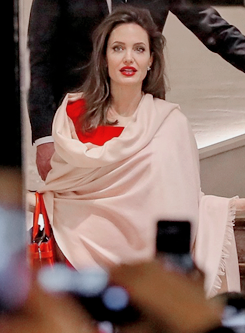 iheart-jolie:Angie is totally surrounded by adoring fans!The...