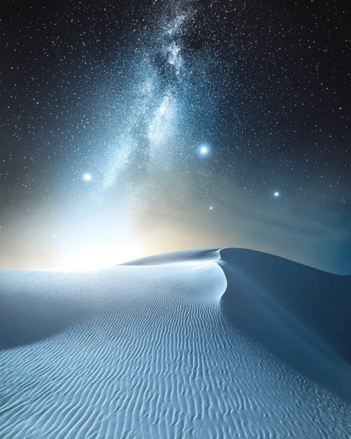 jaxsonpohlman:Milky Way over White Sands, New Mexico.1 on 1...