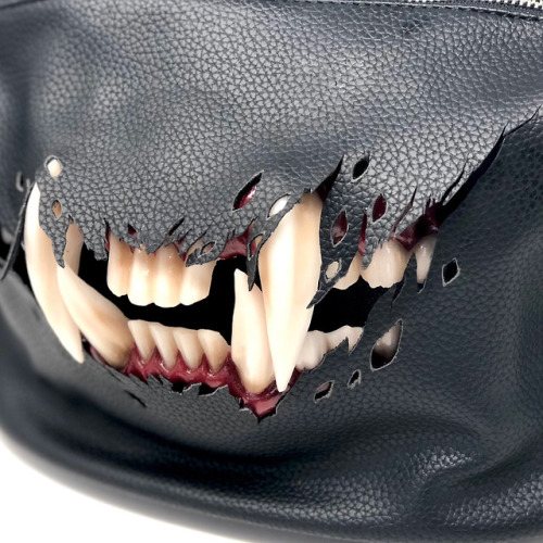 tokyo-fashion:New “Cat Fangs” handbag by female Japanese special...
