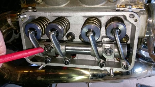 rismachine - Checked valve spring heights, measured valve lift...