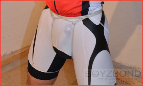 boyzbond2015 - Tom the cyclist got kidnapped again and tightly...