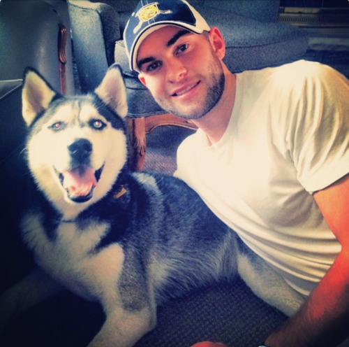 hockeyplayerswithpets - Jack Campbell with his dog,...