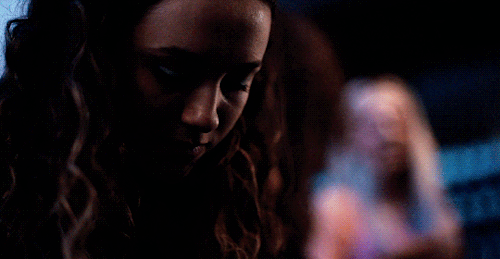 mybodywakesup - I think she’s in love with her. Like, Rue is in...