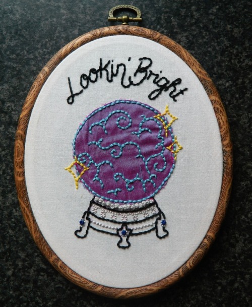 sosuperawesome:Embroidery Hoops, by Megan Skelly on EtsySee...